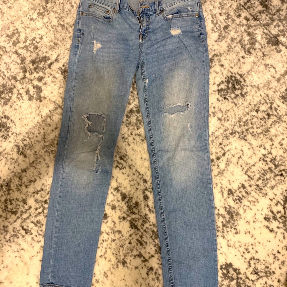 Distressed Boyfriend Jeans